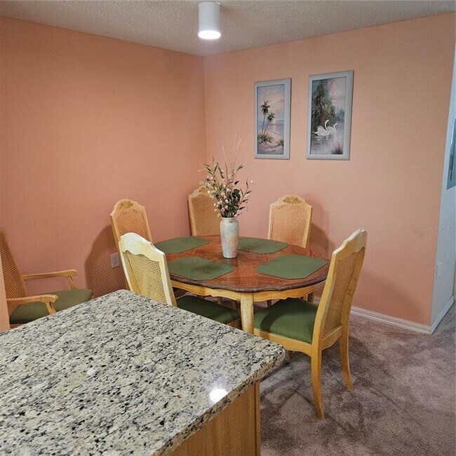 Building Photo - 5500 Bentgrass Dr