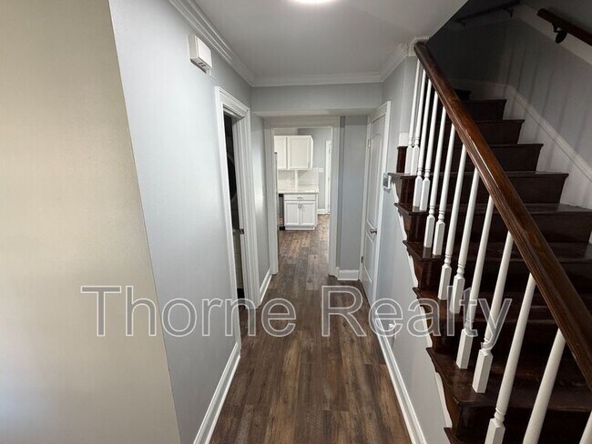 Building Photo - 103 Sara Dr