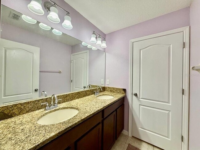 Building Photo - 12404 Ballentrae Forest Dr