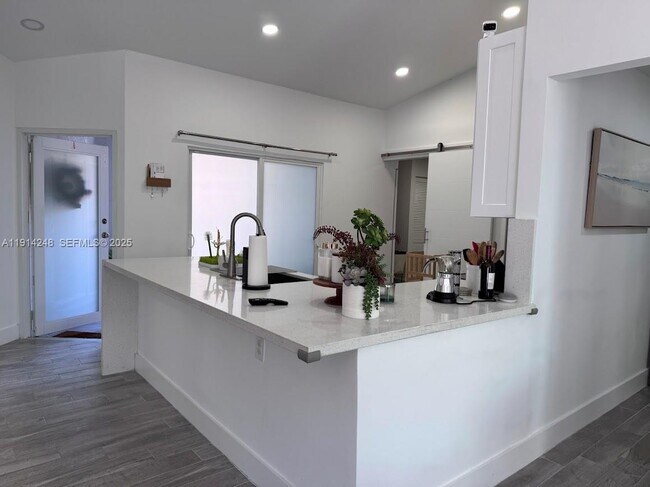 Building Photo - 5593 NW 102nd Pl