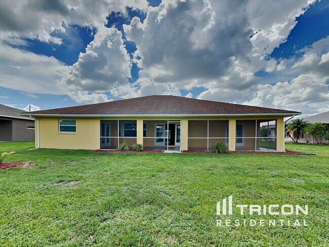 Building Photo - 492 Rio De Janeiro Ave