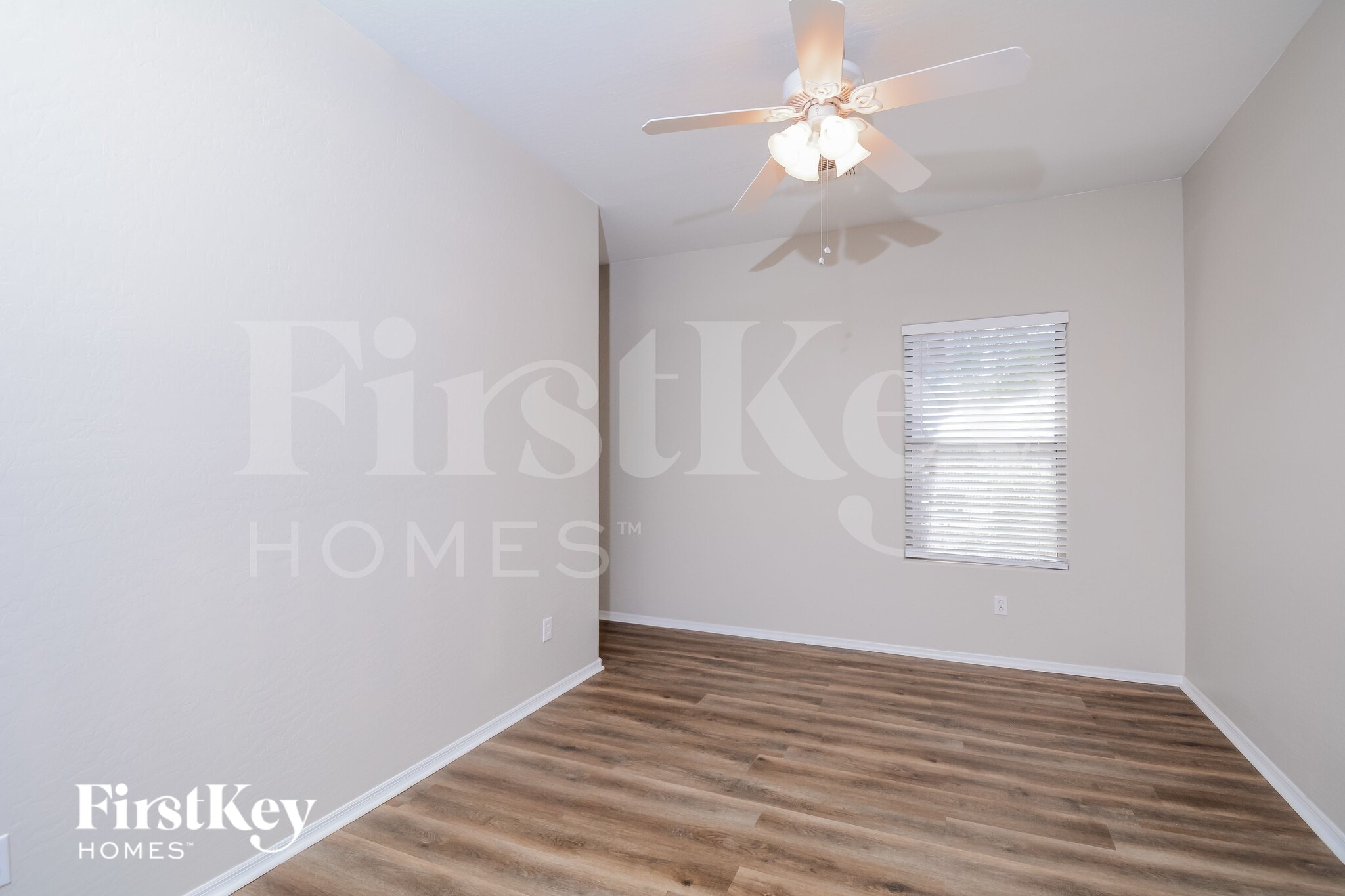 Building Photo - 3606 N 129th Ave