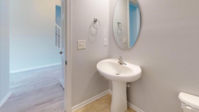 Building Photo - 10848 Tailwater St