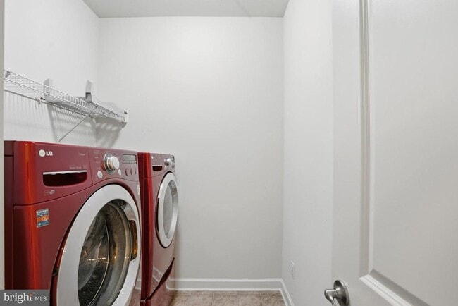 Building Photo - 11387 Ridgeline Rd