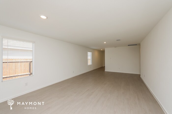 Building Photo - 1263 Maple St