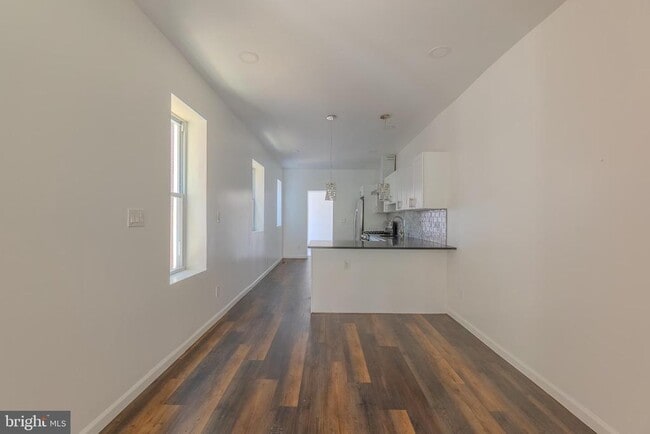 Building Photo - 5512 Locust St