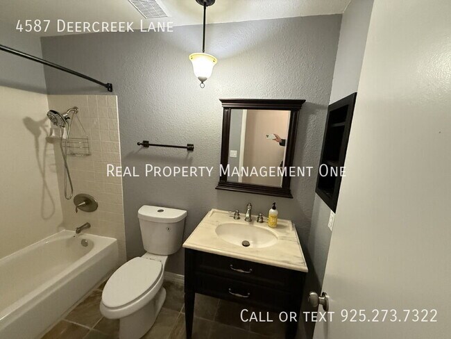 Building Photo - 4587 Deercreek Ln