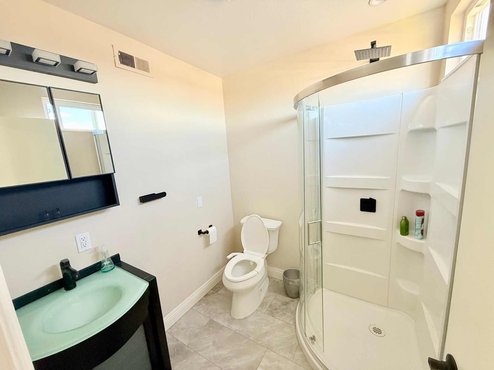 Master Bathroom 1 - 26431 Via Lara