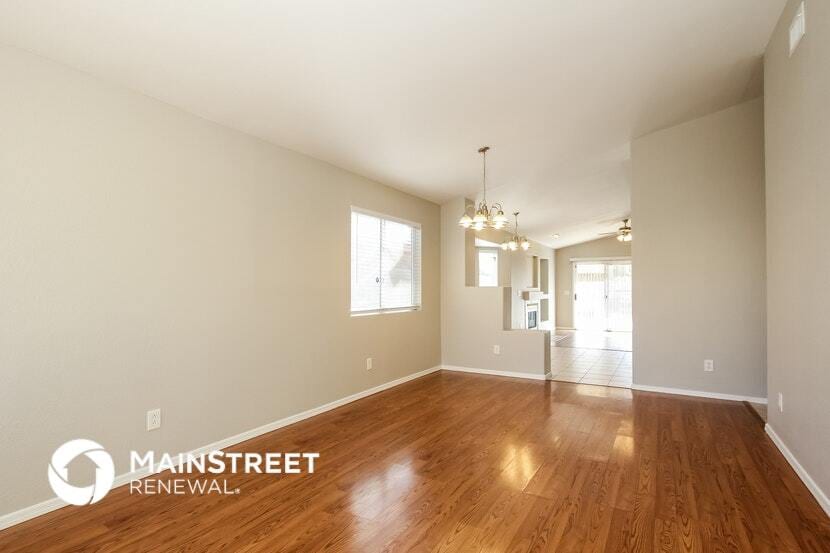 Building Photo - 7351 W Eugie Ave