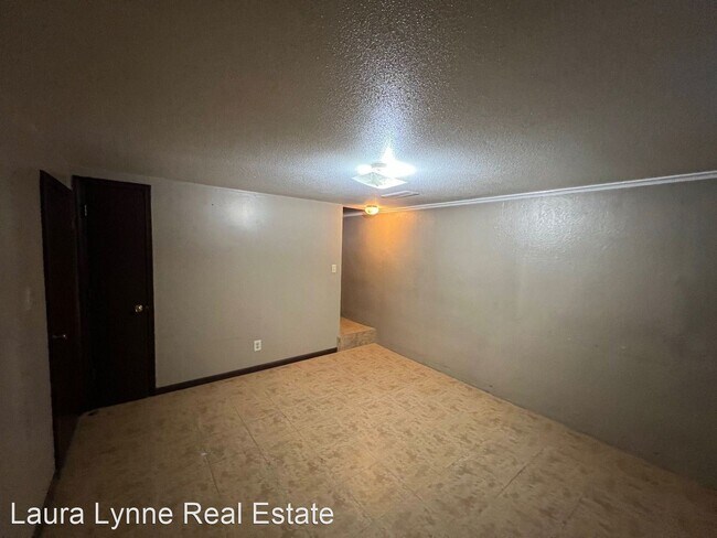 Building Photo - 2 br, 1 bath House - 7372 Lathrop Ave