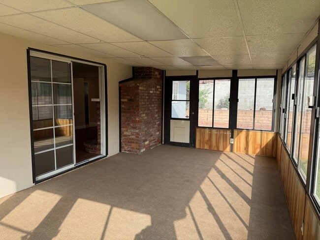 Building Photo - 2777 N Galley St