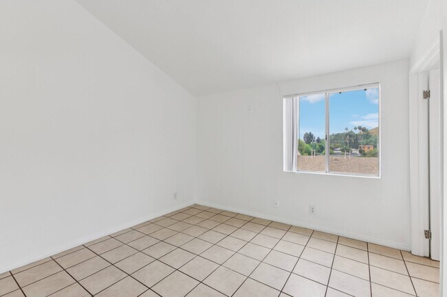Floorplan - 4717-4727 Gambier/4716-4726 Butterfly