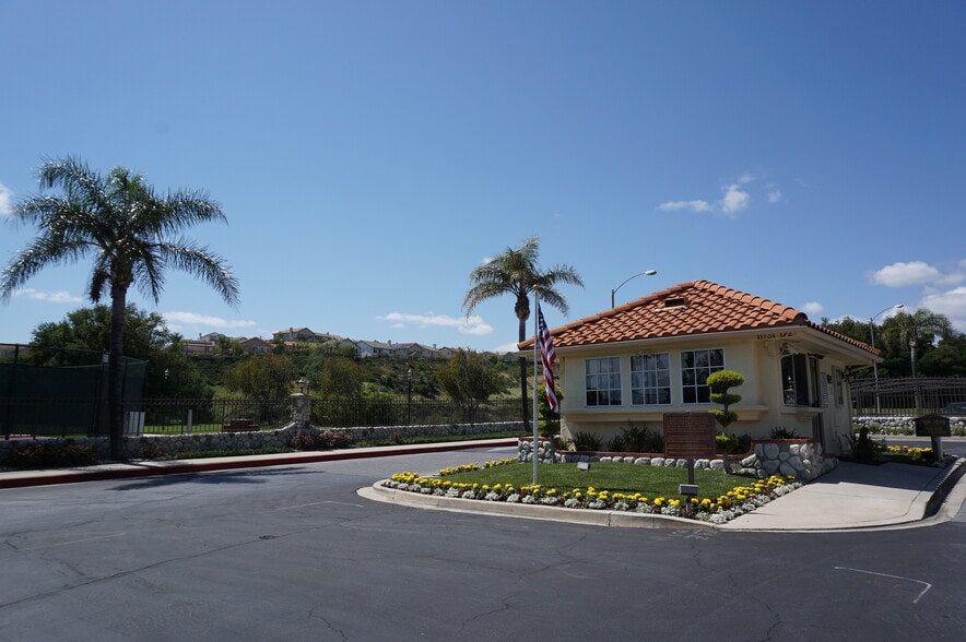 Building Photo - 12022 Falcon Crest Way