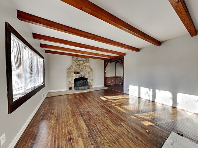 Building Photo - 414 Spring Ave