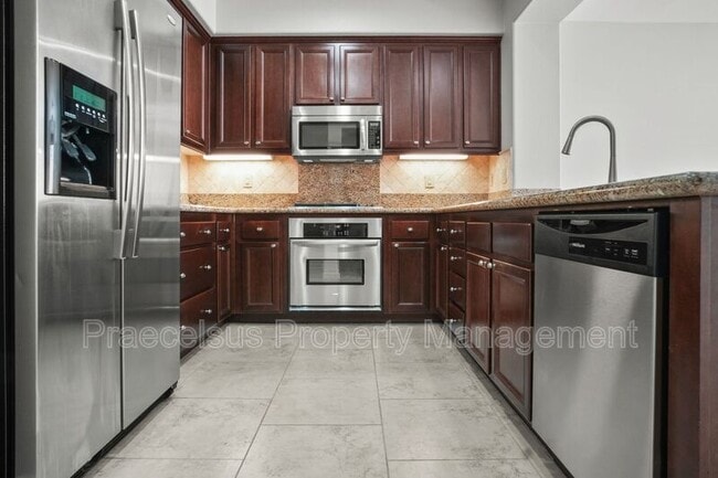 Building Photo - 2234 Capistrano Way