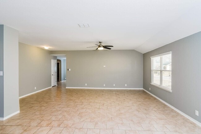 Building Photo - 8812 Belgian Fls