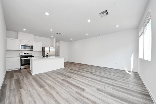 Building Photo - 1027 Moon Drop Ln