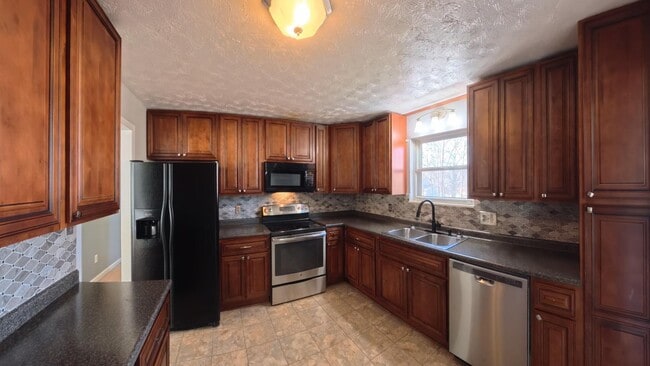 Building Photo - 3690 Nena Cir