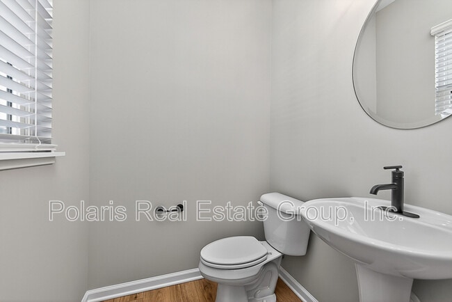 Building Photo - 4390 Douro Trl