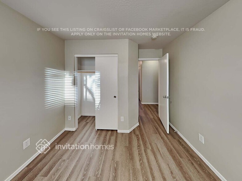 Building Photo - 2653 S Powell Rd