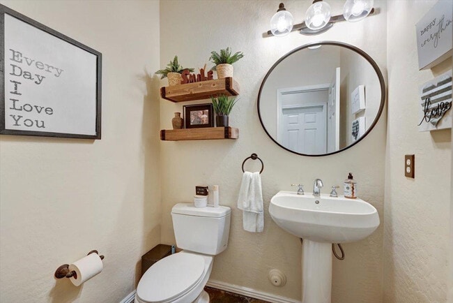 Building Photo - 7723 E Phantom Way