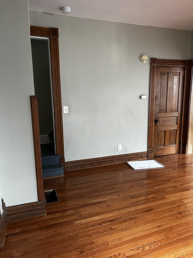 Building Photo - 153 Punta Alley
