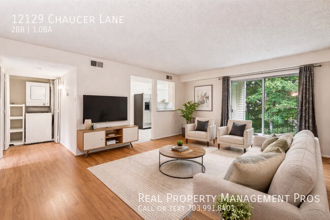 Building Photo - 12129 Chaucer Ln