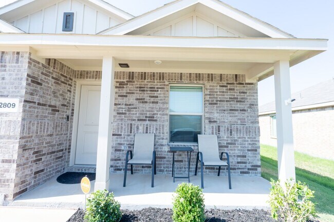 Building Photo - 2809 Watchpoint Rd
