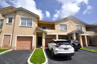 Building Photo - 1302 Belmont Ln