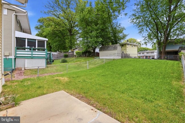 Building Photo - 7229 Joplin St