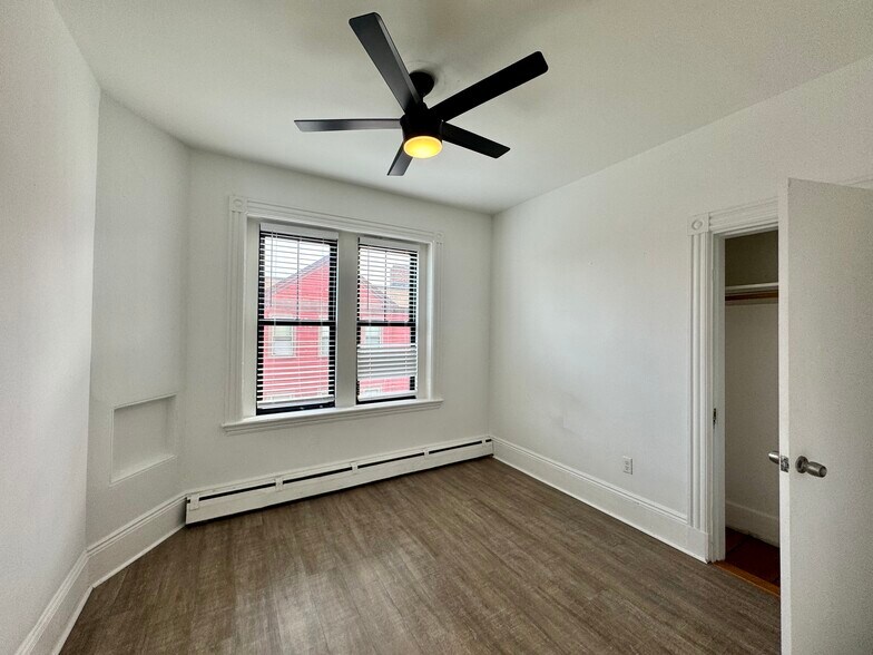 Building Photo - 1510 Tremont St