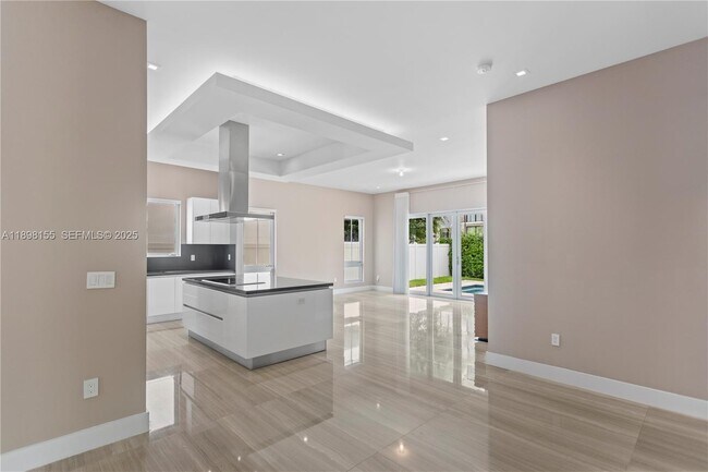 Building Photo - 8415 NW 34th St