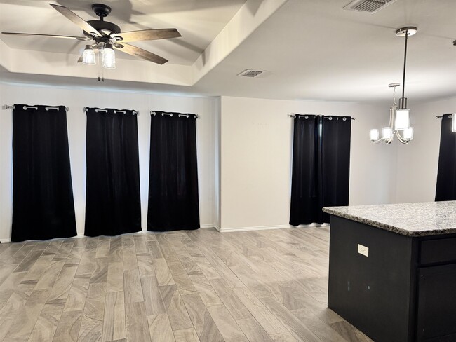 Building Photo - 3606 Octavia Dr