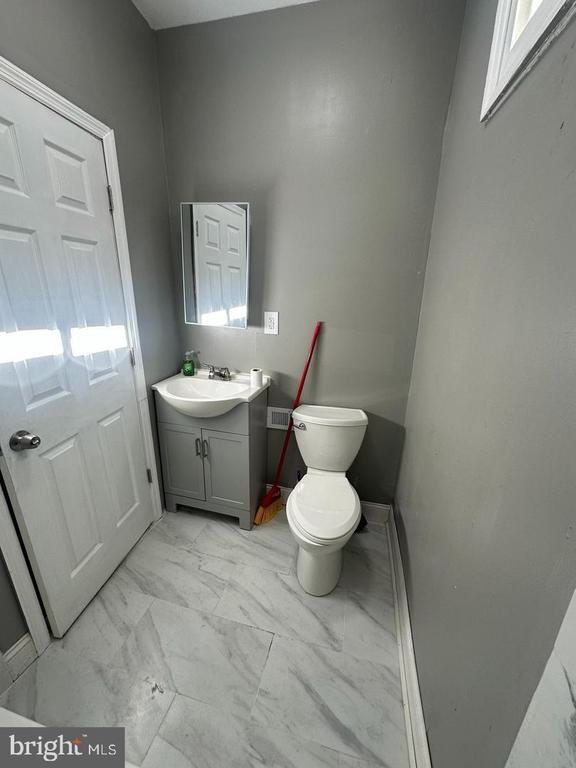 Building Photo - 2240 N 18th St