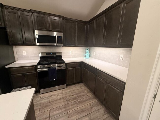 Building Photo - 7712 Windstone Dr