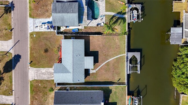 Building Photo - 10709 Donbrese Ave