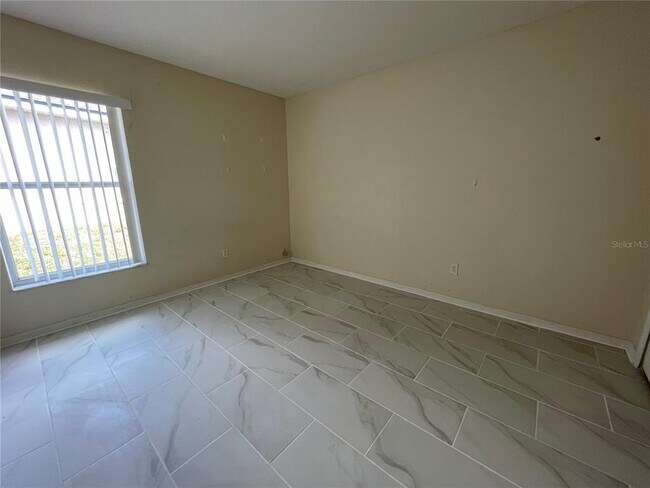Building Photo - 712 Brayton Ln