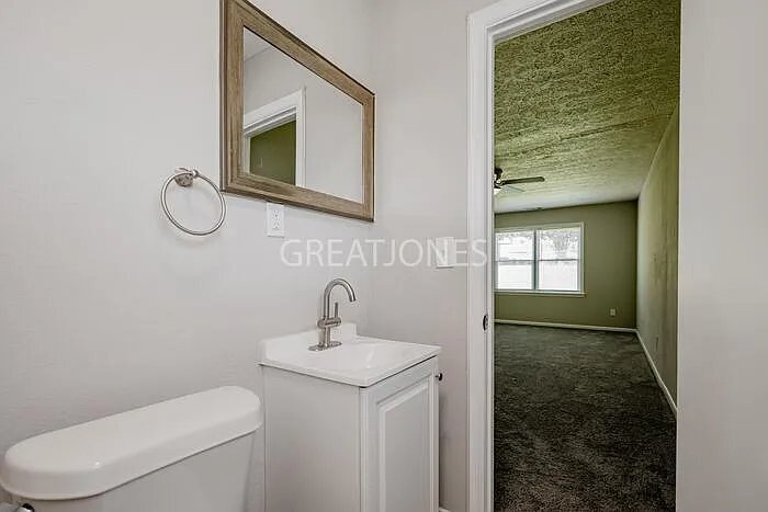 Building Photo - 3026 Gleason Ave