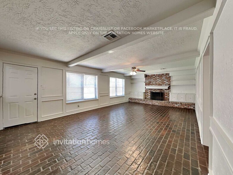 Building Photo - 3822 Stillview Dr