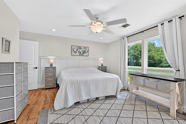 Building Photo - 5585 S Fannin Ave