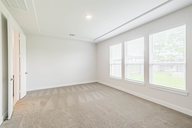 Building Photo - 340 Cavil Barrier Ln