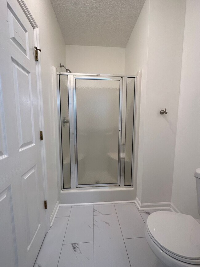 Building Photo - Beaver Creek 3 Bedroom/2 Bathroom Condo wi...