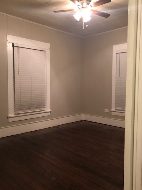 Building Photo - 1126 W Woodard St