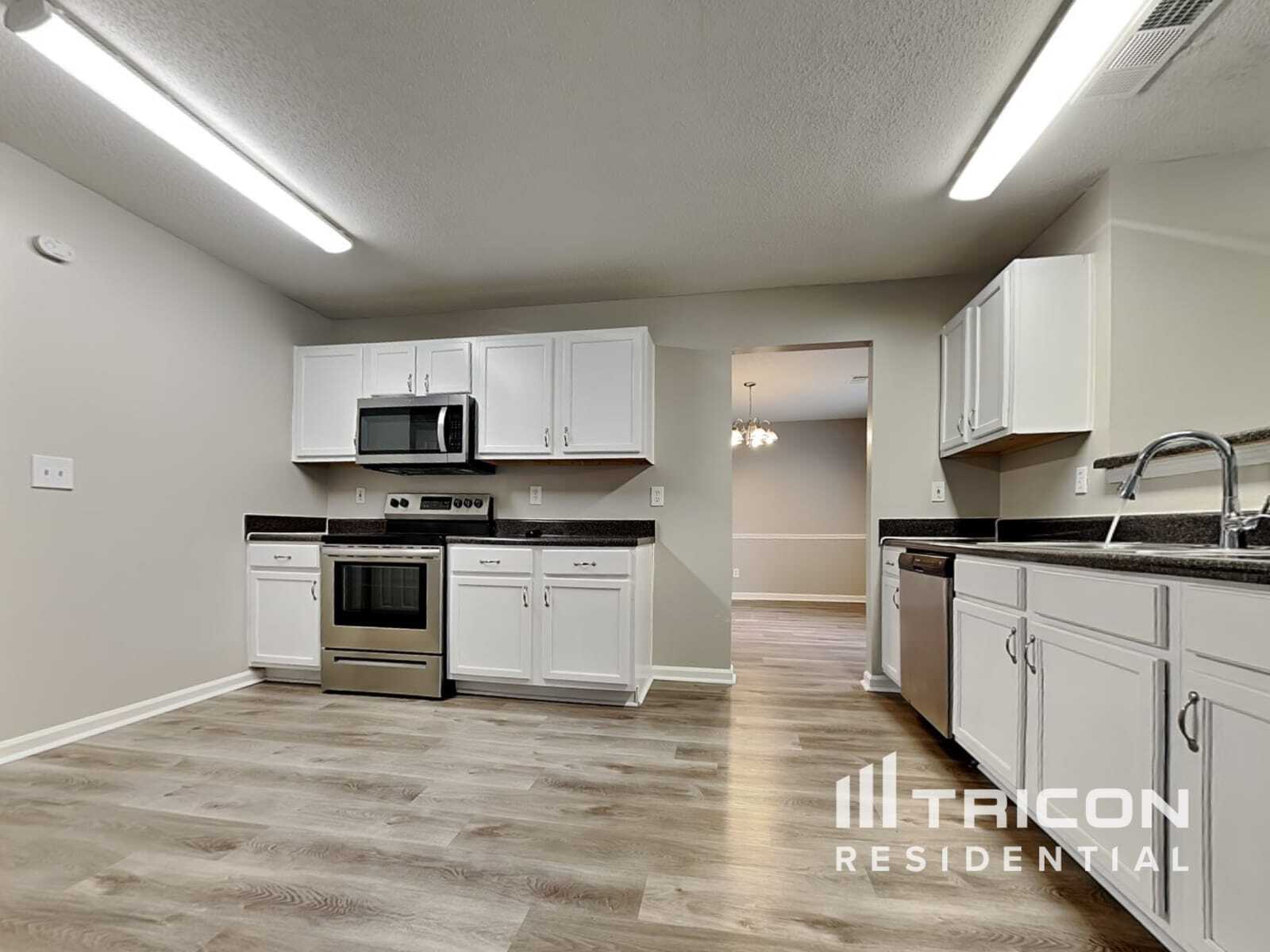 Building Photo - 718 Fletcher Dr