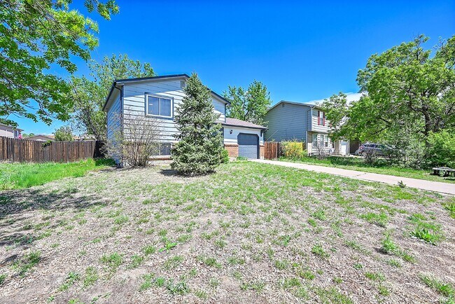 Building Photo - $2,200.00 - 3 Bed,1.5 Bath, Single Family ...