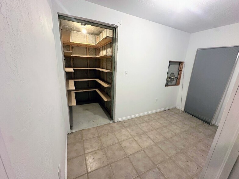 Building Photo - 3453 Kennekuk Cir