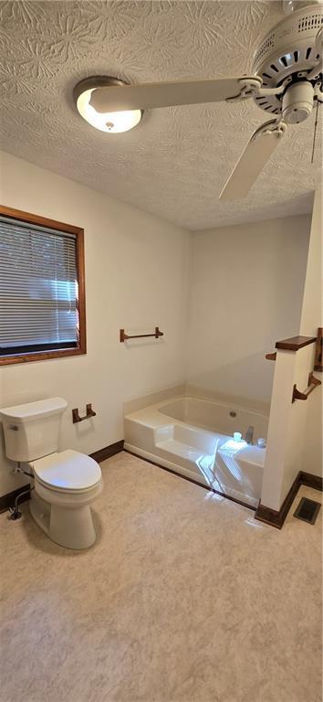 Building Photo - 303 Cacique Ct