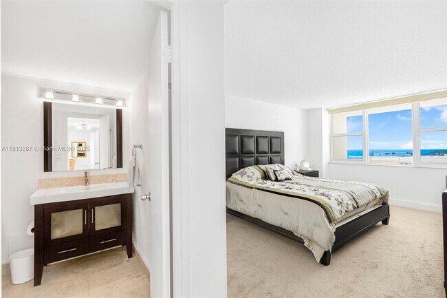 Building Photo - 3180 S Ocean Dr