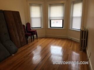 Building Photo - 17-19-19 Washington St S