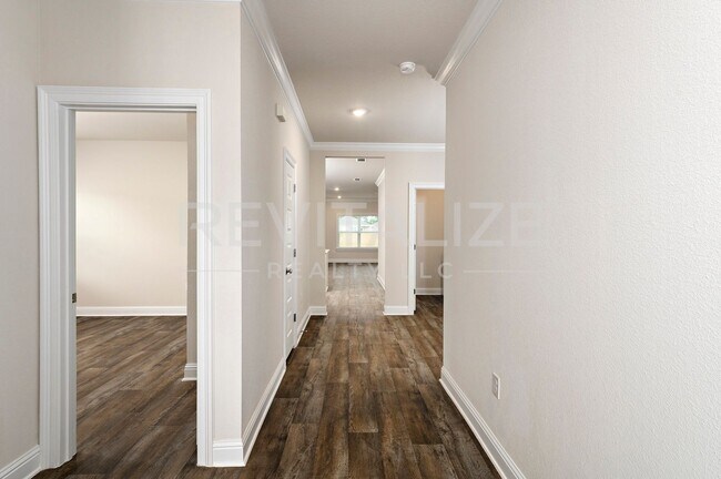 Building Photo - 14543 Dayton Cir